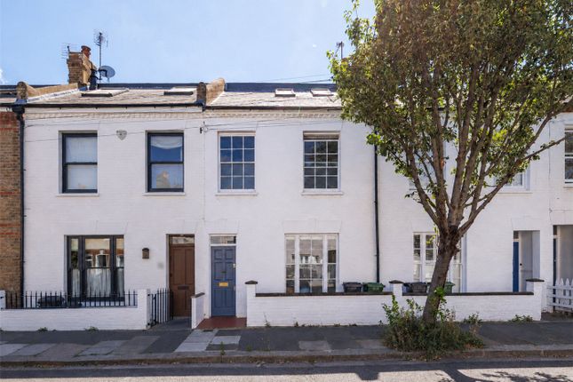 17, Orbain Road, London photo 4