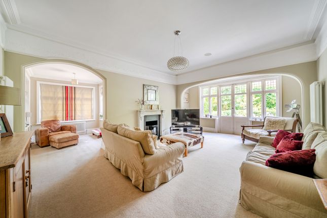 Strode Lodge, 8, Mayfield Road, Weybridge photo 4