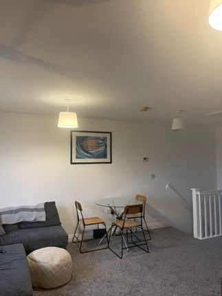 37, Windsor View, DONCASTER photo 3