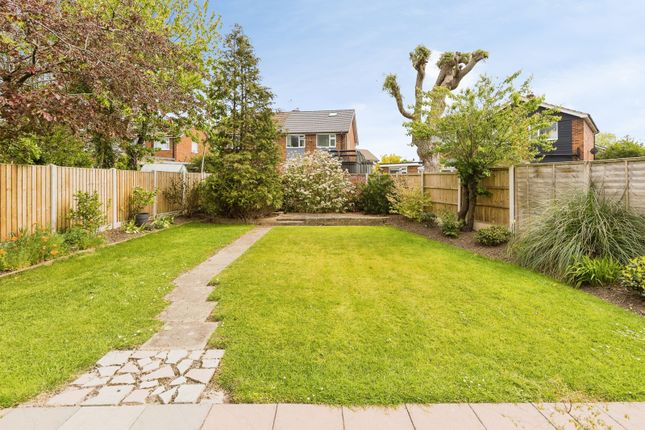 10, Clifford Drive, Cheshire photo 4