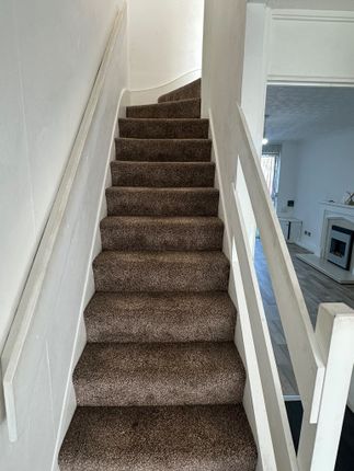25 Telford Way, Leicester photo 3