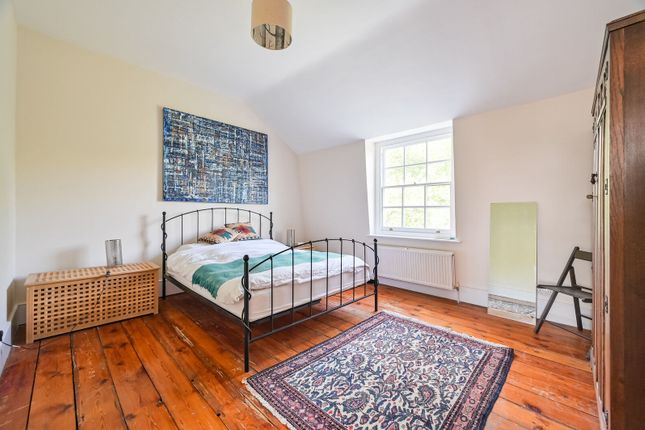 Compton Terrace, Highbury and Islington photo 3