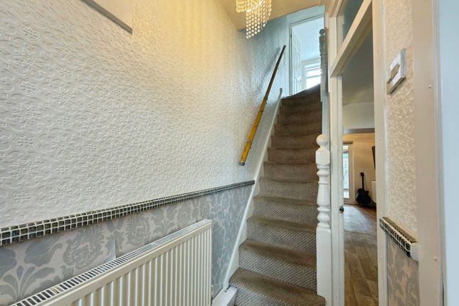81, Clase Road, Swansea photo 2