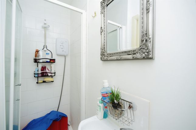End terrace house for sale in Cavendish Street, Brighton