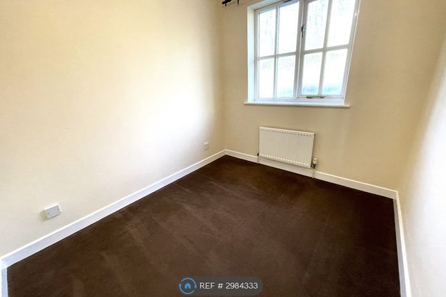 Magpie Way, Telford photo 4