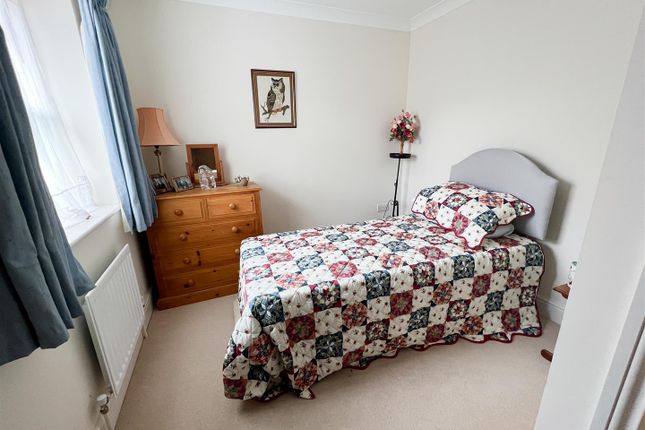 Flat for sale in The Old Market, Marden