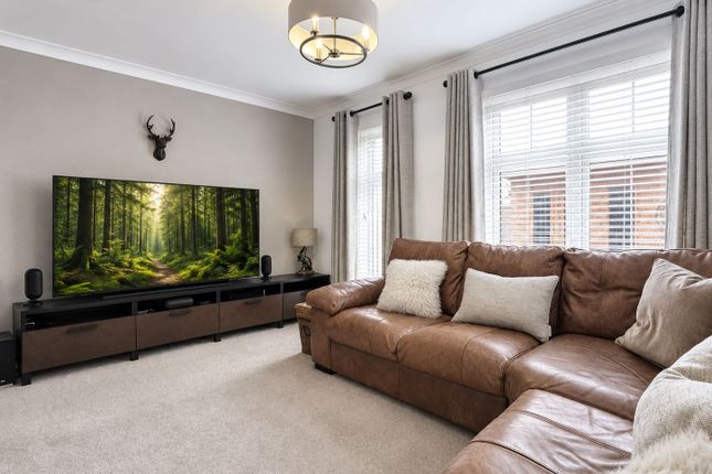 11, Seine Court, Jarrow photo 2