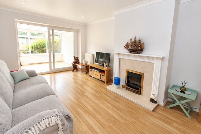 15 Hoades Wood Road, Canterbury photo 2