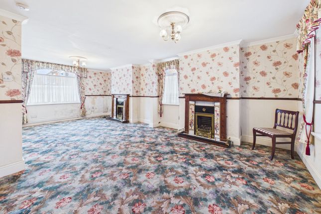 5 Sherburn Street, Hull photo 2