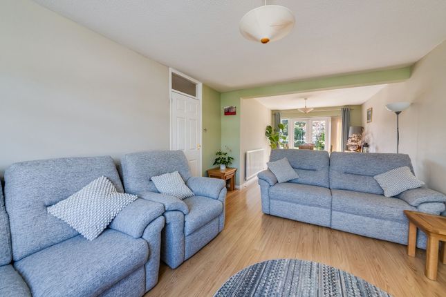 24 Ely Close, Abingdon photo 4