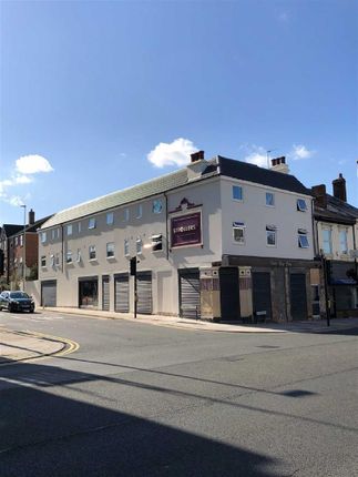 Thumbnail Studio to rent in High Street, West Bromwich