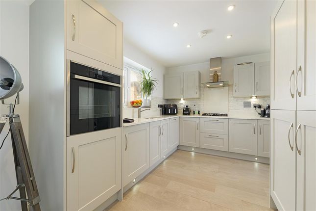 5, Lodge Way, Lenham photo 4