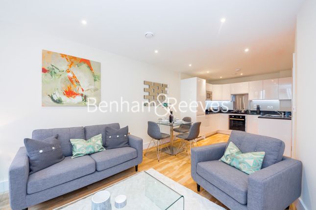 Thumbnail Flat to rent in St. Annes Street, Canary Wharf