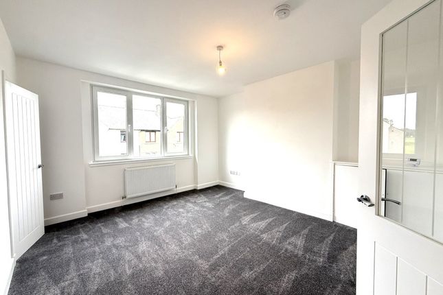 Loch Street, Dunfermline, Fife, KY12 0HL, Fife photo 5