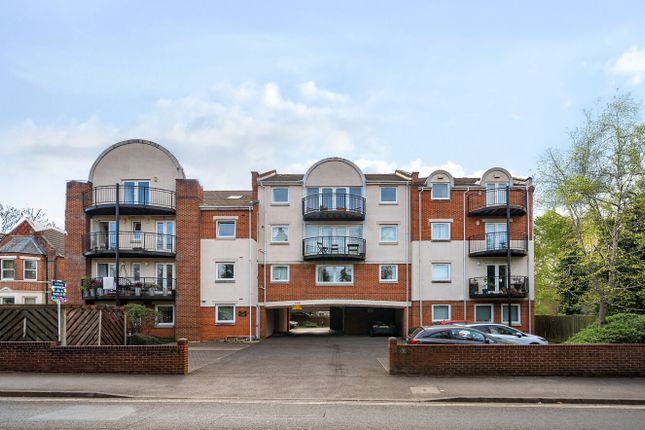 2-bed flat on Flat 14 Archway, 50/52, Archers Road, Southampton, £220,000