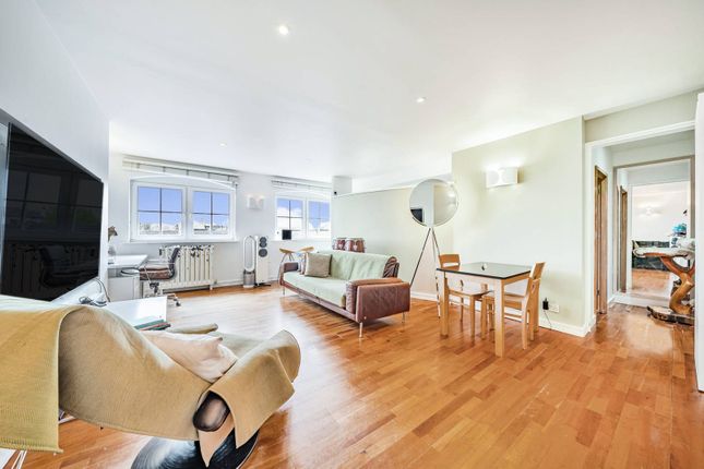 Flat for sale in Alpha House, Clapham, London