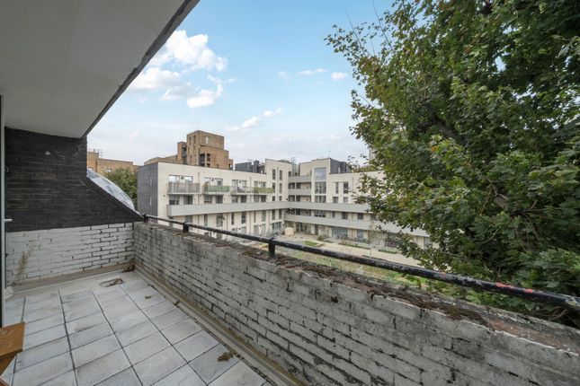 Rutley Close, London photo 3