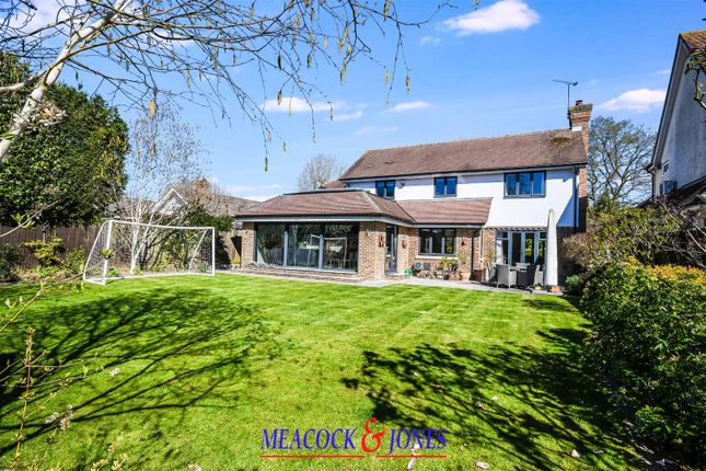 42, Park Avenue, Brentwood photo 2