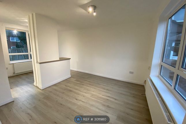 Lewis Drive, Heywood photo 4