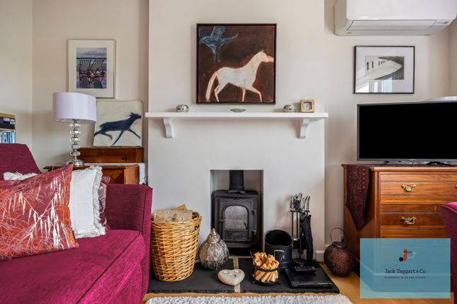 4, Charles Close, Hove photo 4