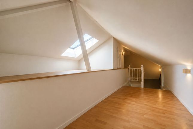 Flat 4, The Old Dairy Stoke Lane, Bristol photo 3