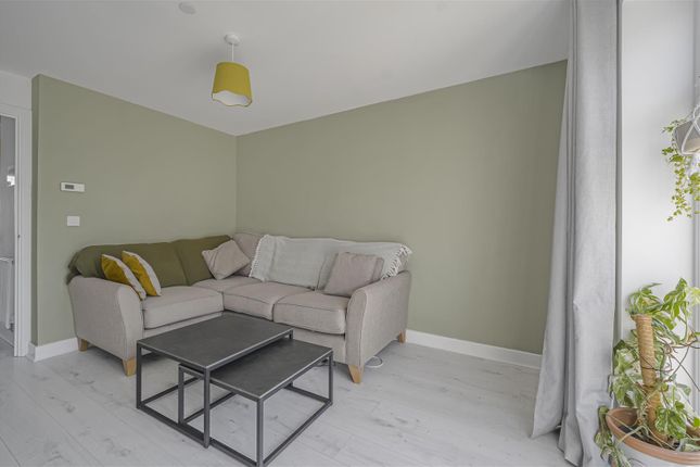 12, Fitzhamon Road, Cowbridge photo 4