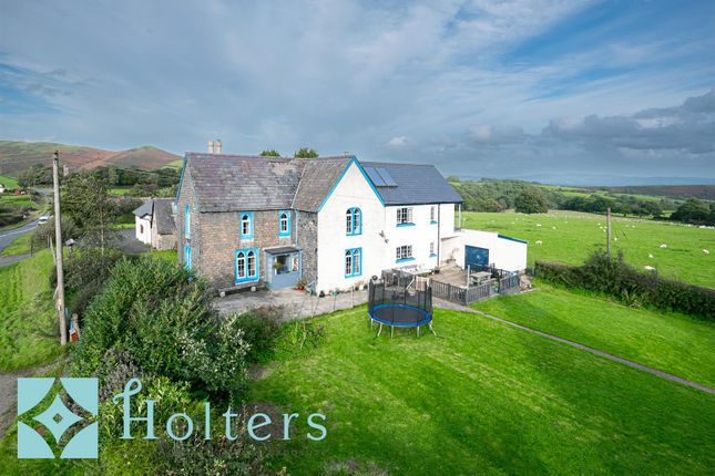 Link-detached house for sale in Llanafanfawr, Builth Wells