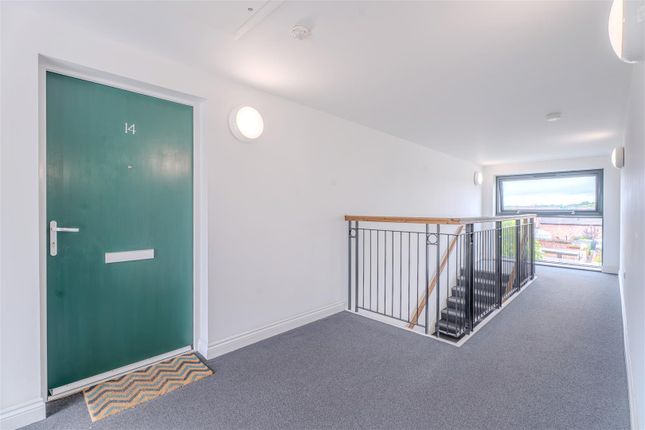 14, Mitchell Way, Glasgow photo 3