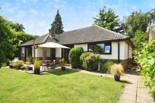 Thumbnail Detached bungalow for sale in Berners End, Barnston, Dunmow