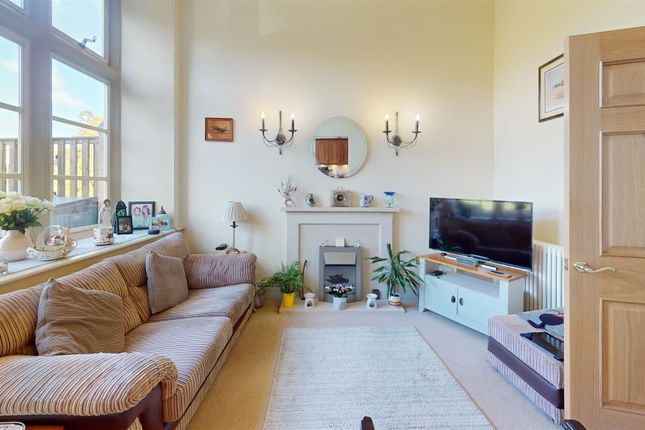 21, The Manor, Pontyclun photo 3