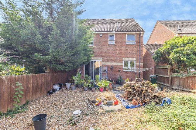 21, Wardle Place, Milton Keynes photo 2