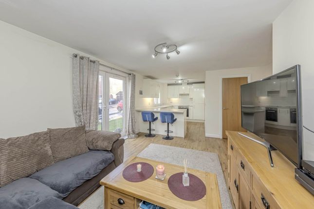 Apt 5, Caithness Court Poplar Drive, Stoke-On-Trent photo 3