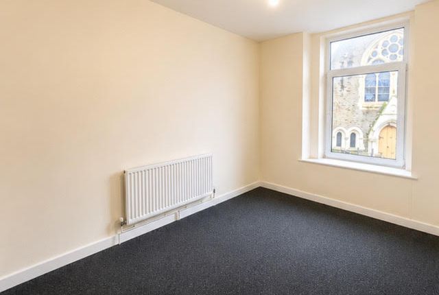 22A Cowell St, Llanelli photo 3
