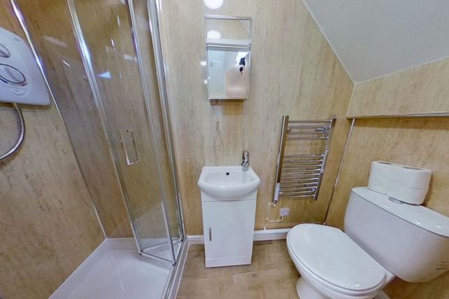 103B, Broadway, Treforest, Pontypridd photo 5