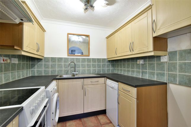 Flat for sale in Tylersfield, Abbots Langley