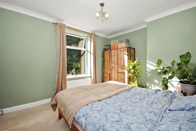 52, Rock Lane, West Yorkshire photo 4