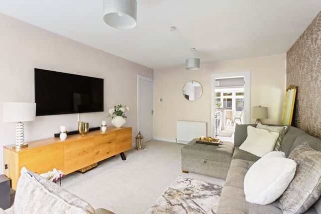 80, Mansfield Road, Balerno photo 3