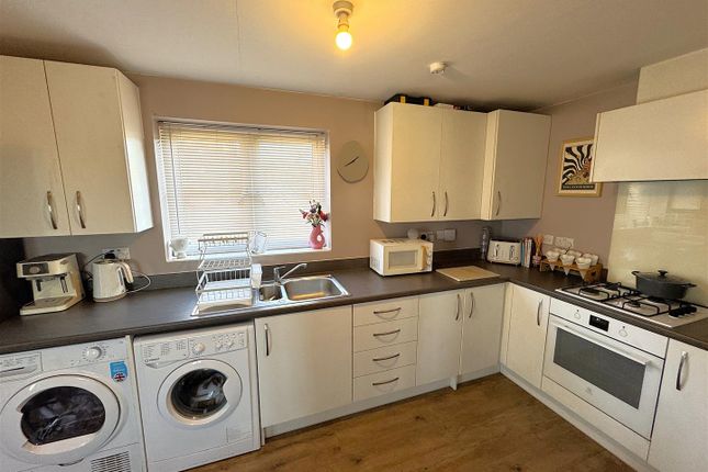 78, Airfield Way, Corby photo 4