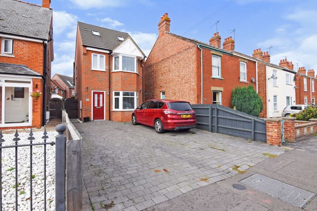 Thumbnail Detached house for sale in Pennygate, Spalding