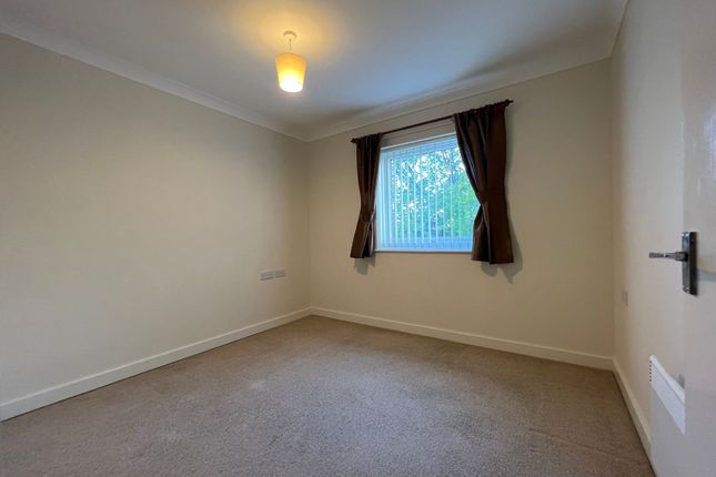 Flat to rent in Athelstan Road, Sycamore House Athelstan Road