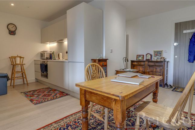 Flat for sale in Library House, New Road