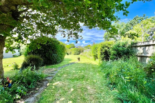5, Stanley Road, Lymington photo 3