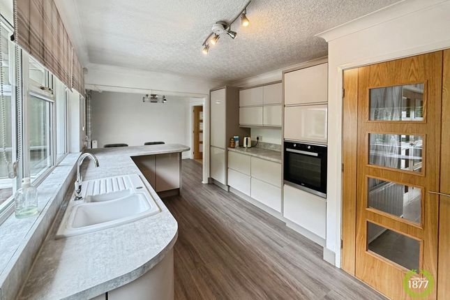 16 Marabou Drive, Darwen photo 2