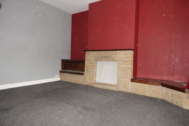 30 Brearley Street, Batley photo 3