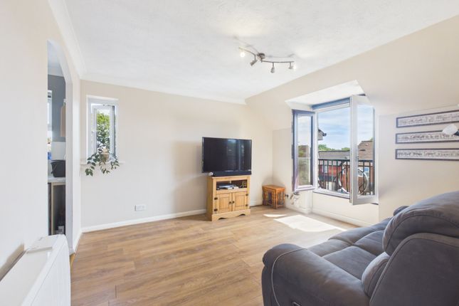 29, Filey Spur, Berkshire photo 2