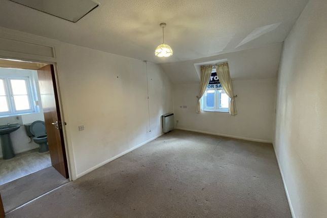 Town Bridge Court, Chesham photo 2