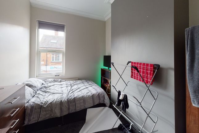 Brudenell Road, Leeds photo 3