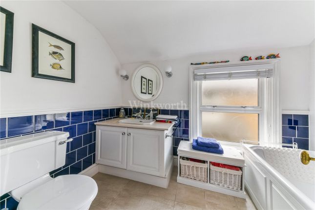 Maisonette for sale in Meadow Road, Bromley
