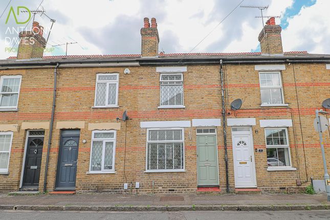 Thumbnail Terraced house for sale in North Road, Hoddesdon