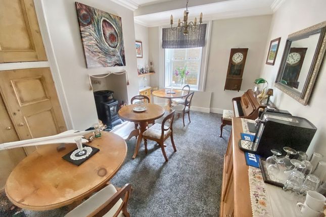 Town house for sale in Bailiffgate, Alnwick